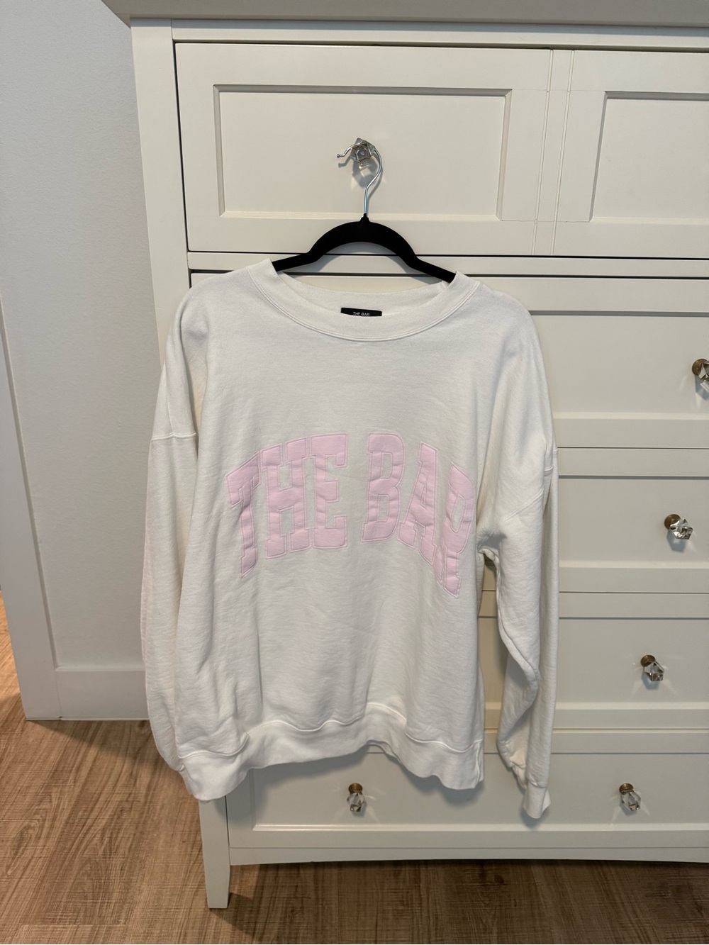THE BAR Sweatshirt